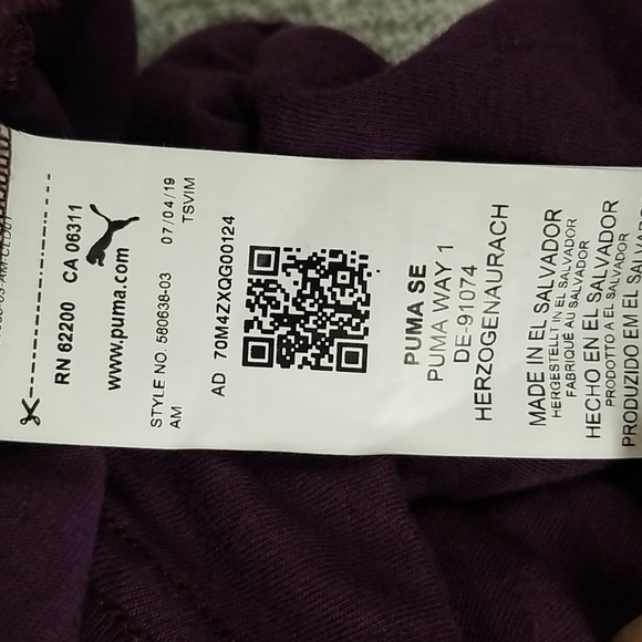 Puma women's sz XL tshirt - Picture 6 of 7